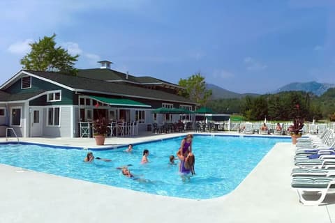 Stoweflake Mountain Resort & Spa, Outdoor pool