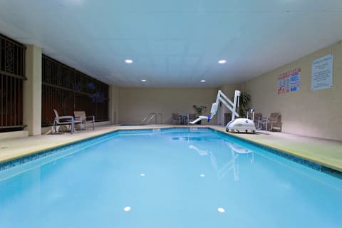 Holiday Inn Express Hotel & Suites Hermosa Beach by IHG