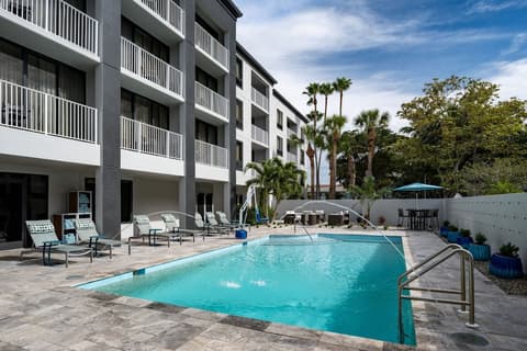Courtyard by Marriott - Naples, Pool