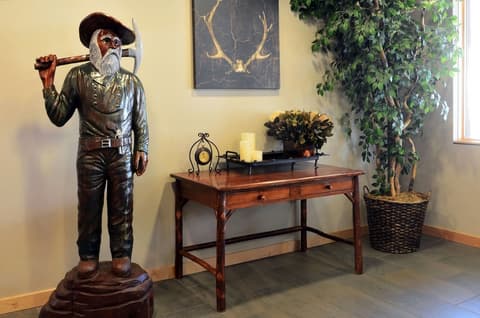 49'er Inn & Suites