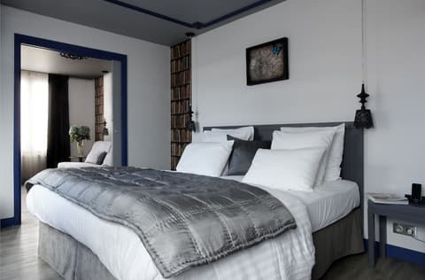 Hotel Mademoiselle, Room