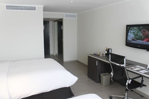 Sol de Oro Hotel & Suites