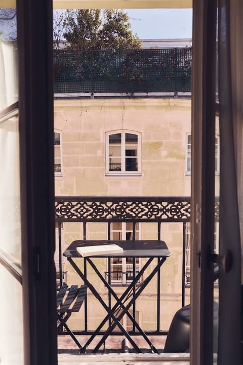 Hôtel Bourg Tibourg - Paris Marais, Balcony