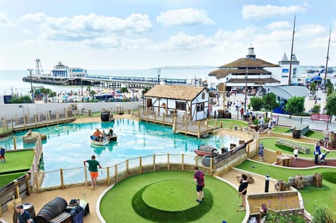 ibis Styles Bournemouth, Mini-golf