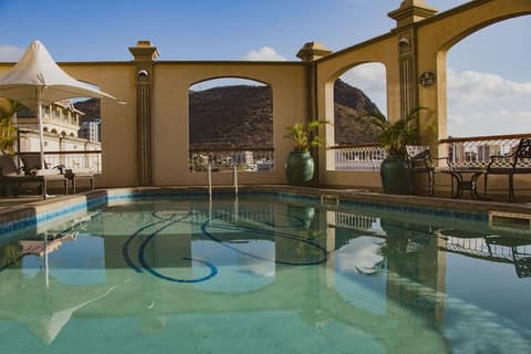 Labourdonnais Waterfront Hotel, Pool