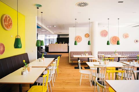 Vienna House Easy by Wyndham Günzburg, Breakfast area