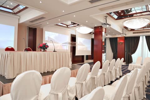 Hotel Mediterranean, Meeting facility