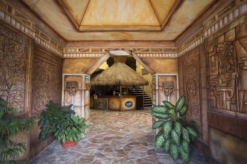 Hotel Xbalamqué Boutique & Spa