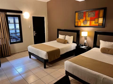 Hotel La Siesta Malecón