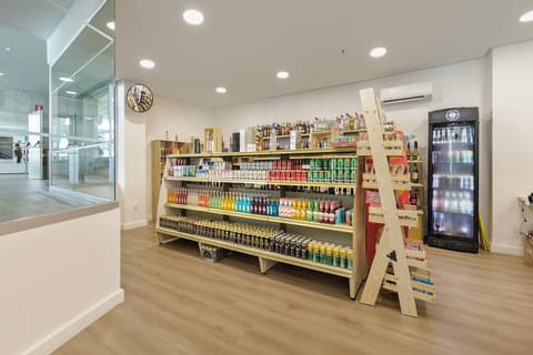 Sol Puerto Marina, Gift shop