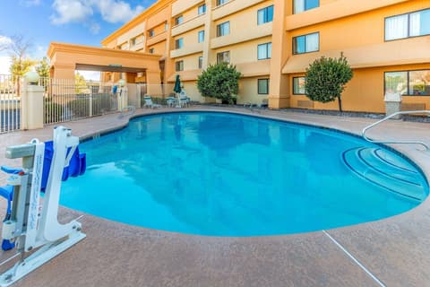 La Quinta Inn & Suites by Wyndham Las Cruces Organ Mountain, Pool