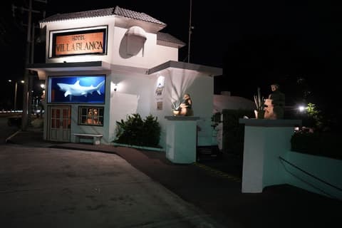 Villablanca Garden Beach Hotel
