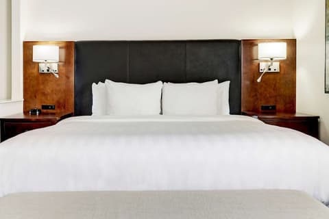 Best Western Plus Downtown Inn & Suites