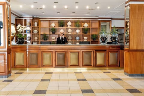 Grand Hotel Tiberio, Reception