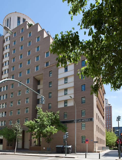 NH Valencia Las Artes, Exterior