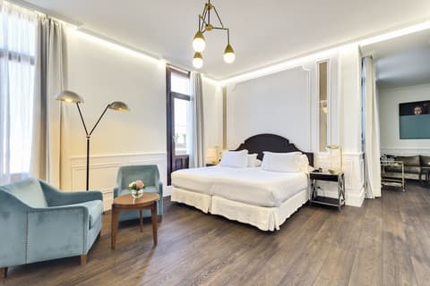 H10 Villa de la Reina Boutique Hotel