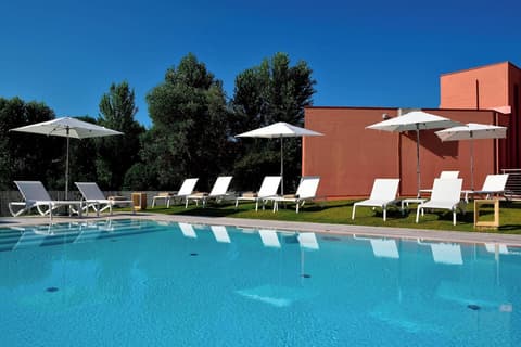 Four Points by Sheraton Siena, Pool