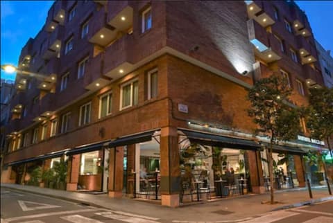 Aparthotel Mariano Cubi Barcelona, View from room