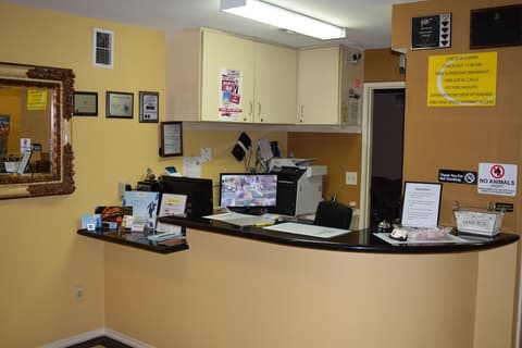 Super 8 by Wyndham Azusa