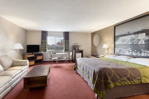 Super 8 by Wyndham Niagara Falls NY