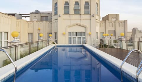 NH City Buenos Aires, Pool