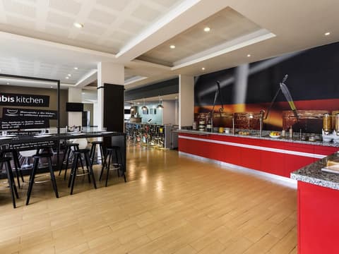 ibis Monterrey Valle