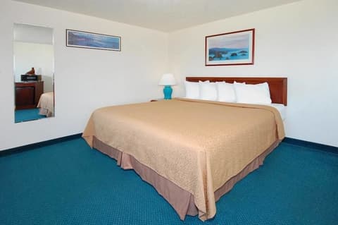 Quality Inn Port Angeles - near Olympic National Park, Room