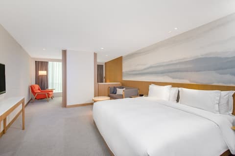 Crowne Plaza Zhuhai City Center by IHG, Room