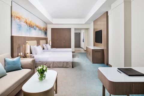 Hilton Pyramids Golf