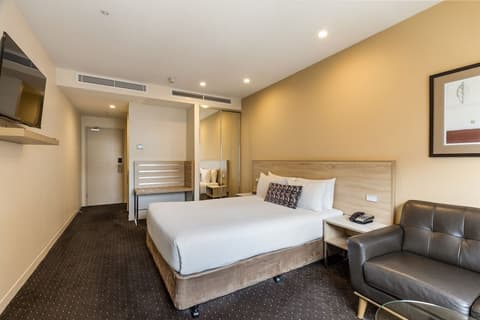 Atlantis Hotel, Melbourne, Room