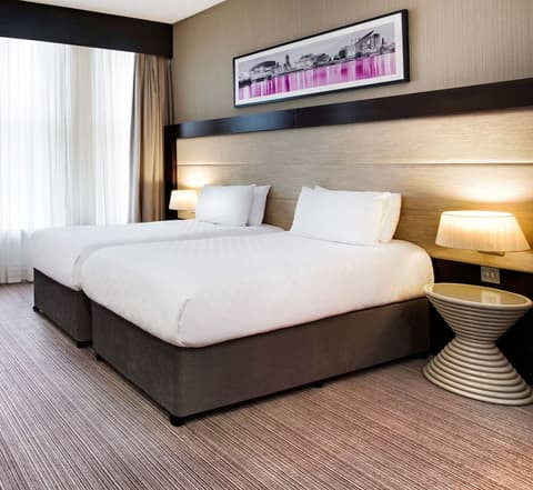 Leonardo Hotel Cardiff, Room