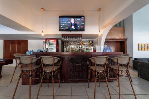 Hotel Castillo Huatulco & Beach Club, Bar (on property)