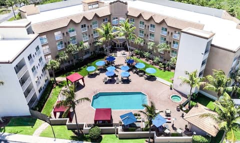 Holiday Inn Express Hotel Naples Downtown - 5th Avenue