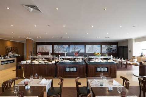 Vila Gale Ericeira Hotel & Resort, Breakfast area