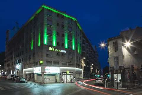 ibis Styles Marseille Centre Prado Place Castellane, Front of property - evening/night