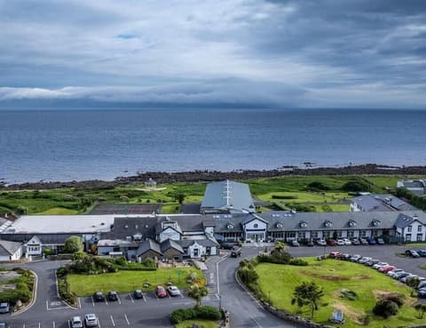 Connemara Coast Hotel