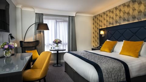 Camden Court Hotel, Room