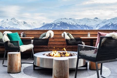 Crans Ambassador, Terrace/patio