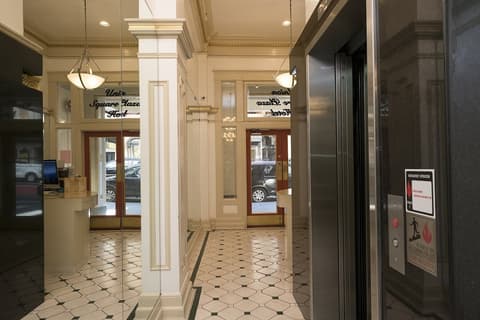 Union Square Plaza Hotel