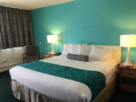 Howard Johnson by Wyndham Colorado Springs