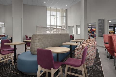 Home2 Suites by Hilton Scottsdale Old Town
