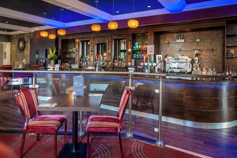 London Croydon Aerodrome Hotel by Sunday, Bar (on property)