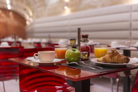 Le Bon Hôtel, Breakfast area