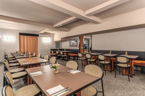 Hotel Madison, Breakfast area