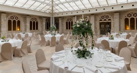 NH Collection Palacio de Burgos