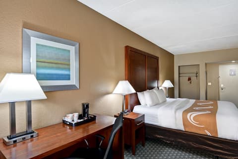 Quality Inn & Suites Heritage Park