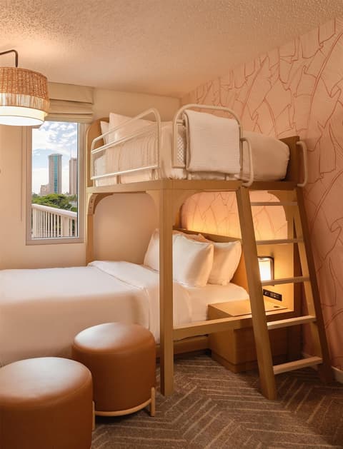 The Ambassador Hotel of Waikiki, Tapestry Collection by Hilton