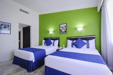 Aquamarina Beach Hotel, Room