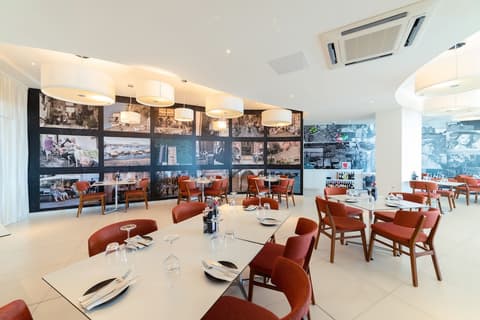Ramla Bay Resort, Restaurant