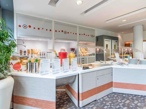 Novotel Torino Corso Giulio Cesare, Breakfast area